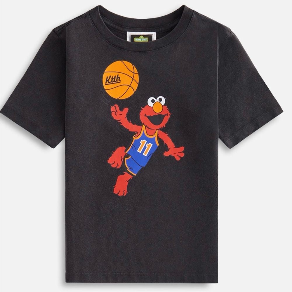 KITH KIDS FOR SESAME STREET
BASKETBALL ELMO VINTAGE TEE - BLACK - 2T